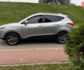 Серый Хендай их35, объемом двигателя 2.4 л и пробегом 127 тыс. км за 11650 $, фото 7 на Automoto.ua