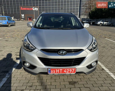 Серый Хендай их35, объемом двигателя 2 л и пробегом 187 тыс. км за 16600 $, фото 13 на Automoto.ua