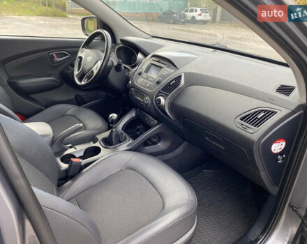 Хендай их35 2014 в Виннице на Automoto.ua Серый Хендай их35, объемом двигателя 1.7 л и пробегом 189 тыс. км за 14300 $, фото 52 на Automoto.ua