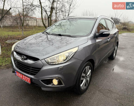 Серый Хендай их35, объемом двигателя 2 л и пробегом 124 тыс. км за 16850 $, фото 12 на Automoto.ua