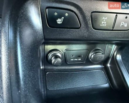 Серый Хендай их35, объемом двигателя 2 л и пробегом 187 тыс. км за 16600 $, фото 95 на Automoto.ua