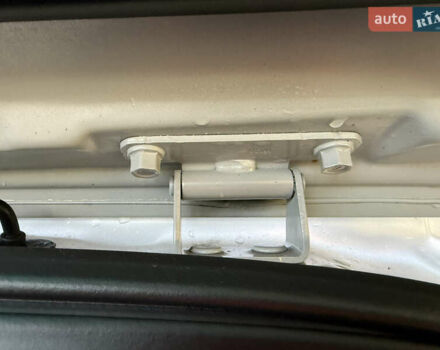 Серый Хендай их35, объемом двигателя 2 л и пробегом 183 тыс. км за 13750 $, фото 87 на Automoto.ua