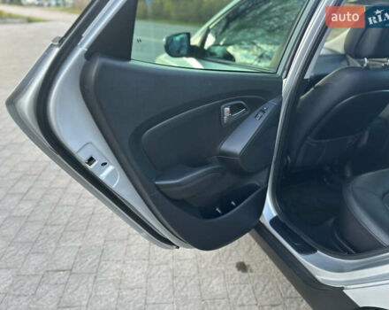 Хендай их35 2014 в Бродах на Automoto.ua Серый Хендай их35, объемом двигателя 2 л и пробегом 180 тыс. км за 15500 $, фото 17 на Automoto.ua