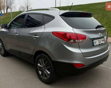Серый Хендай их35, объемом двигателя 2.4 л и пробегом 127 тыс. км за 11650 $, фото 37 на Automoto.ua