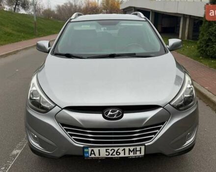 Серый Хендай их35, объемом двигателя 2.4 л и пробегом 127 тыс. км за 11650 $, фото 8 на Automoto.ua