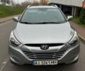 Серый Хендай их35, объемом двигателя 2.4 л и пробегом 127 тыс. км за 11650 $, фото 8 на Automoto.ua