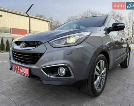 Сірий Хендай іх35, об'ємом двигуна 2 л та пробігом 124 тис. км за 16600 $, фото 11 на Automoto.ua