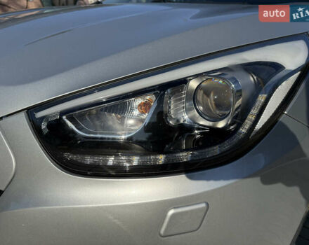 Серый Хендай их35, объемом двигателя 2 л и пробегом 187 тыс. км за 16600 $, фото 35 на Automoto.ua