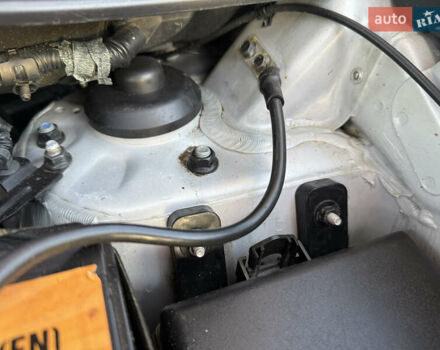 Серый Хендай их35, объемом двигателя 2 л и пробегом 183 тыс. км за 13750 $, фото 105 на Automoto.ua