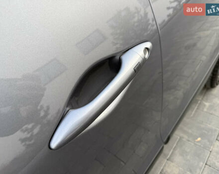 Сірий Хендай іх35, об'ємом двигуна 2 л та пробігом 124 тис. км за 16600 $, фото 19 на Automoto.ua