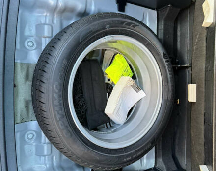 Серый Хендай их35, объемом двигателя 2 л и пробегом 187 тыс. км за 16600 $, фото 55 на Automoto.ua