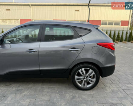 Сірий Хендай іх35, об'ємом двигуна 2 л та пробігом 124 тис. км за 16600 $, фото 24 на Automoto.ua