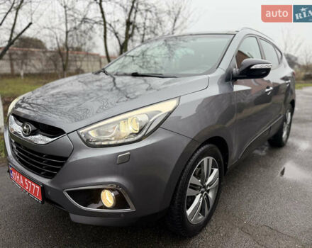 Серый Хендай их35, объемом двигателя 2 л и пробегом 124 тыс. км за 16850 $, фото 14 на Automoto.ua