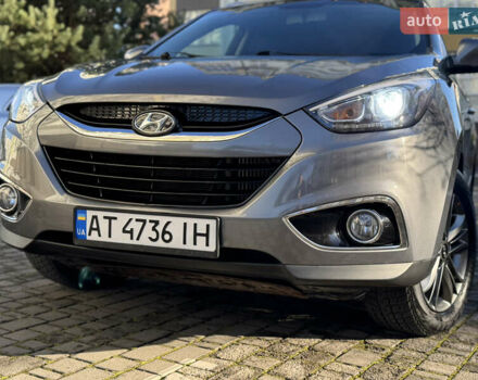 Серый Хендай их35, объемом двигателя 2 л и пробегом 96 тыс. км за 14899 $, фото 7 на Automoto.ua