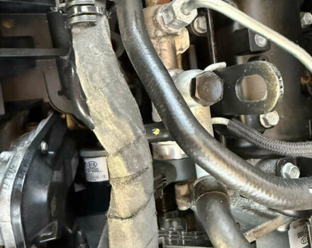 Серый Хендай их35, объемом двигателя 2 л и пробегом 183 тыс. км за 13750 $, фото 110 на Automoto.ua