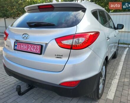 Серый Хендай их35, объемом двигателя 2 л и пробегом 221 тыс. км за 17150 $, фото 11 на Automoto.ua