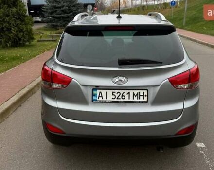 Серый Хендай их35, объемом двигателя 2.4 л и пробегом 127 тыс. км за 11650 $, фото 32 на Automoto.ua