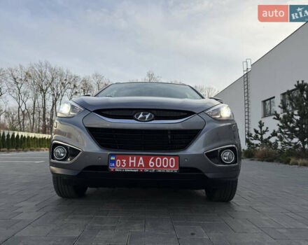 Сірий Хендай іх35, об'ємом двигуна 2 л та пробігом 124 тис. км за 16600 $, фото 1 на Automoto.ua