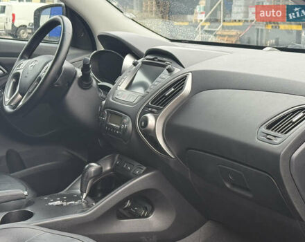 Сірий Хендай іх35, об'ємом двигуна 2 л та пробігом 192 тис. км за 15850 $, фото 43 на Automoto.ua