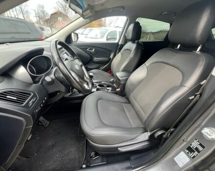 Сірий Хендай іх35, об'ємом двигуна 1.7 л та пробігом 187 тис. км за 14599 $, фото 7 на Automoto.ua