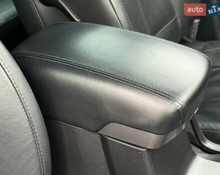 Сірий Хендай іх35, об'ємом двигуна 2 л та пробігом 192 тис. км за 15850 $, фото 51 на Automoto.ua