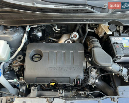 Серый Хендай их35, объемом двигателя 1.7 л и пробегом 187 тыс. км за 14800 $, фото 34 на Automoto.ua