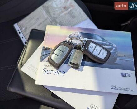 Сірий Хендай іх35, об'ємом двигуна 2 л та пробігом 113 тис. км за 16950 $, фото 63 на Automoto.ua