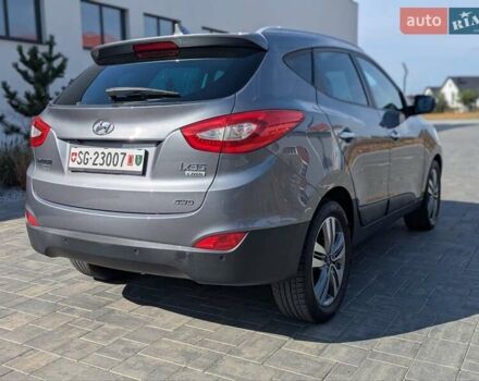 Сірий Хендай іх35, об'ємом двигуна 2 л та пробігом 113 тис. км за 16950 $, фото 8 на Automoto.ua