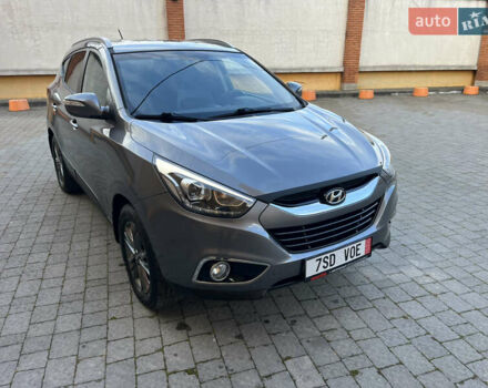 Серый Хендай их35, объемом двигателя 1.7 л и пробегом 187 тыс. км за 14800 $, фото 11 на Automoto.ua