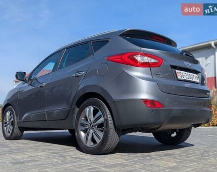 Сірий Хендай іх35, об'ємом двигуна 2 л та пробігом 113 тис. км за 16950 $, фото 24 на Automoto.ua