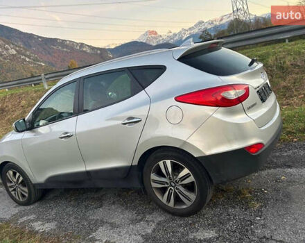 Сірий Хендай іх35, об'ємом двигуна 2 л та пробігом 191 тис. км за 15650 $, фото 5 на Automoto.ua