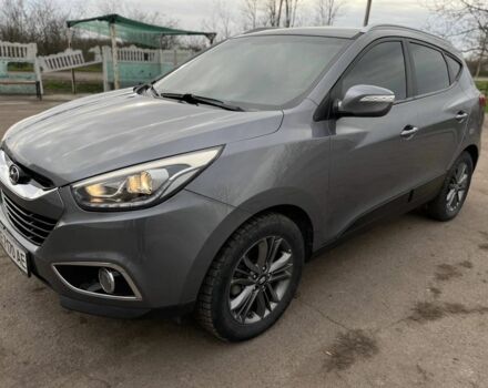Серый Хендай их35, объемом двигателя 1.7 л и пробегом 293 тыс. км за 12950 $, фото 4 на Automoto.ua