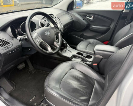 Сірий Хендай іх35, об'ємом двигуна 2 л та пробігом 192 тис. км за 15850 $, фото 27 на Automoto.ua