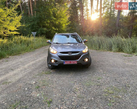 Серый Хендай их35, объемом двигателя 2 л и пробегом 227 тыс. км за 15299 $, фото 32 на Automoto.ua