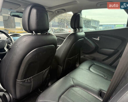 Сірий Хендай іх35, об'ємом двигуна 2 л та пробігом 192 тис. км за 15850 $, фото 34 на Automoto.ua