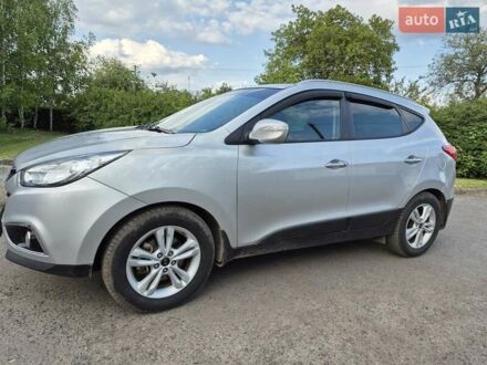 Сірий Хендай іх35, об'ємом двигуна 2 л та пробігом 275 тис. км за 11000 $, фото 1 на Automoto.ua