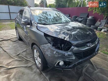 Хендай их35 2010 в Киеве на Automoto.ua Серый Хендай их35, объемом двигателя 2 л и пробегом 120 тыс. км за 3300 $, фото 1 на Automoto.ua