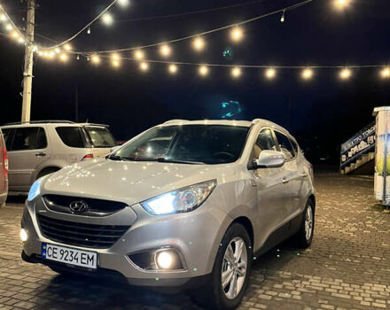 Серый Хендай их35, объемом двигателя 2 л и пробегом 228 тыс. км за 10450 $, фото 1 на Automoto.ua