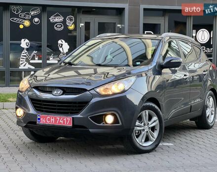 Сірий Хендай іх35, об'ємом двигуна 2 л та пробігом 262 тис. км за 12650 $, фото 1 на Automoto.ua