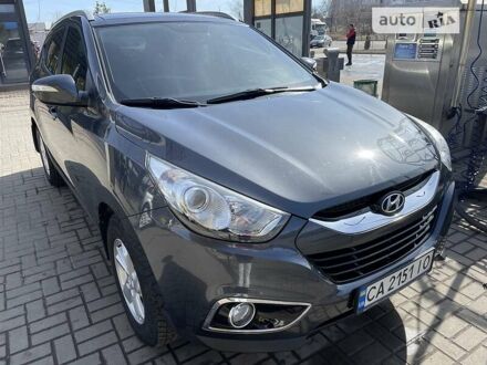 Хендай их35 2010 в Умани на Automoto.ua Серый Хендай их35, объемом двигателя 2 л и пробегом 165 тыс. км за 12000 $, фото 1 на Automoto.ua