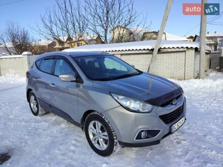 Сірий Хендай іх35, об'ємом двигуна 2 л та пробігом 255 тис. км за 9500 $, фото 1 на Automoto.ua