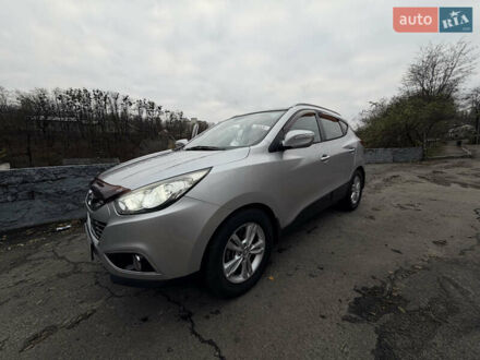 Сірий Хендай іх35, об'ємом двигуна 2 л та пробігом 146 тис. км за 11500 $, фото 1 на Automoto.ua