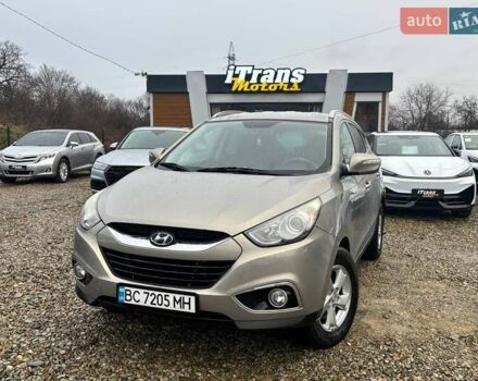 Сірий Хендай іх35, об'ємом двигуна 2 л та пробігом 223 тис. км за 10500 $, фото 1 на Automoto.ua