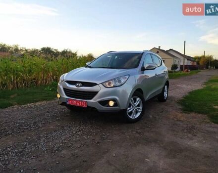 Серый Хендай их35, объемом двигателя 0 л и пробегом 157 тыс. км за 11200 $, фото 1 на Automoto.ua