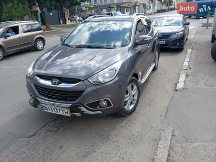 Хендай их35 2011 в Балте на Automoto.ua Серый Хендай их35, объемом двигателя 2 л и пробегом 110 тыс. км за 13000 $, фото 1 на Automoto.ua