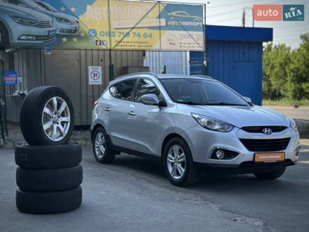 Хендай их35 2011 в Сумах на Automoto.ua Серый Хендай их35, объемом двигателя 2 л и пробегом 279 тыс. км за 13700 $, фото 1 на Automoto.ua