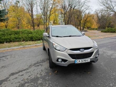 Хендай их35 2011 в Черкассах на Automoto.ua Серый Хендай их35, объемом двигателя 2 л и пробегом 190 тыс. км за 11000 $, фото 1 на Automoto.ua