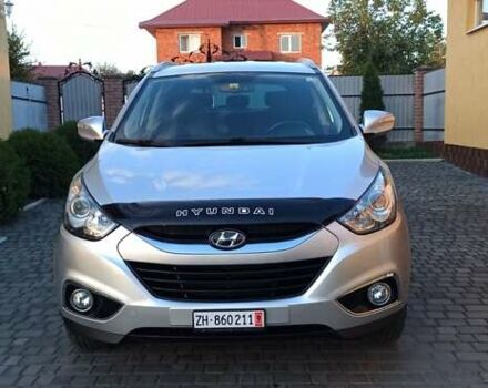 Серый Хендай их35, объемом двигателя 2 л и пробегом 248 тыс. км за 13200 $, фото 1 на Automoto.ua