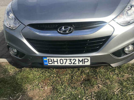 Хендай іх35 2011 у Одесі на Automoto.ua Сірий Хендай іх35, об'ємом двигуна 2 л та пробігом 137 тис. км за 15574 $, фото 1 на Automoto.ua