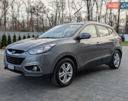 Сірий Хендай іх35, об'ємом двигуна 2 л та пробігом 222 тис. км за 13950 $, фото 1 на Automoto.ua